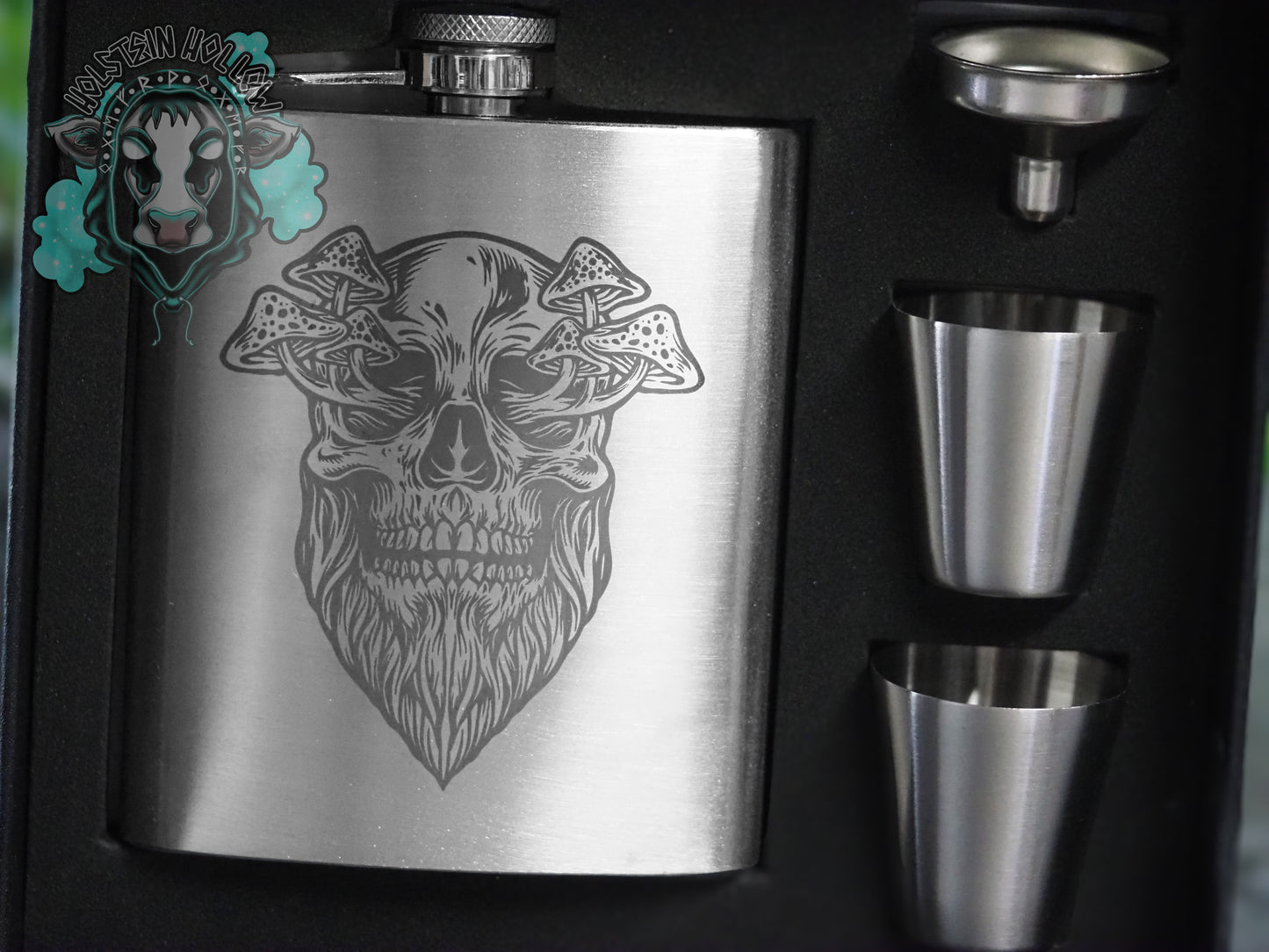 Mushroom Skull Flask Set