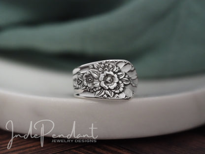 1953 Jubilee Spoon Ring