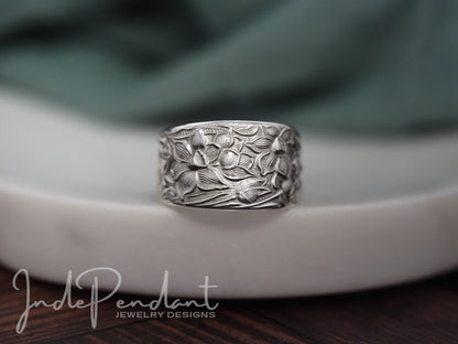 1935 Narcissus Spoon Ring