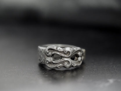 1969 Royal Empress Spoon Ring