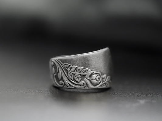 1953 Bridal Corsage Spoon Ring