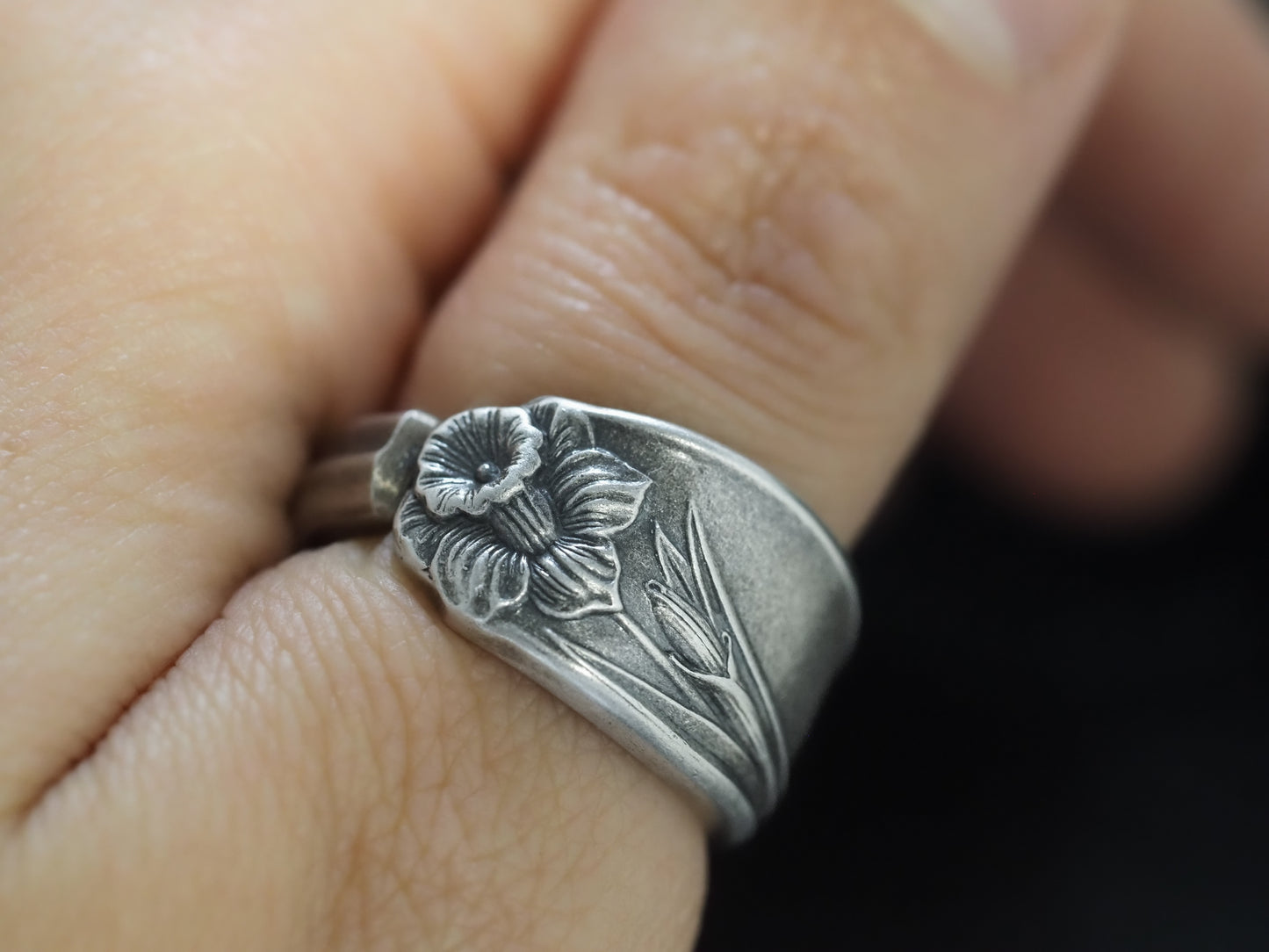 1950 Daffodil Spoon Ring