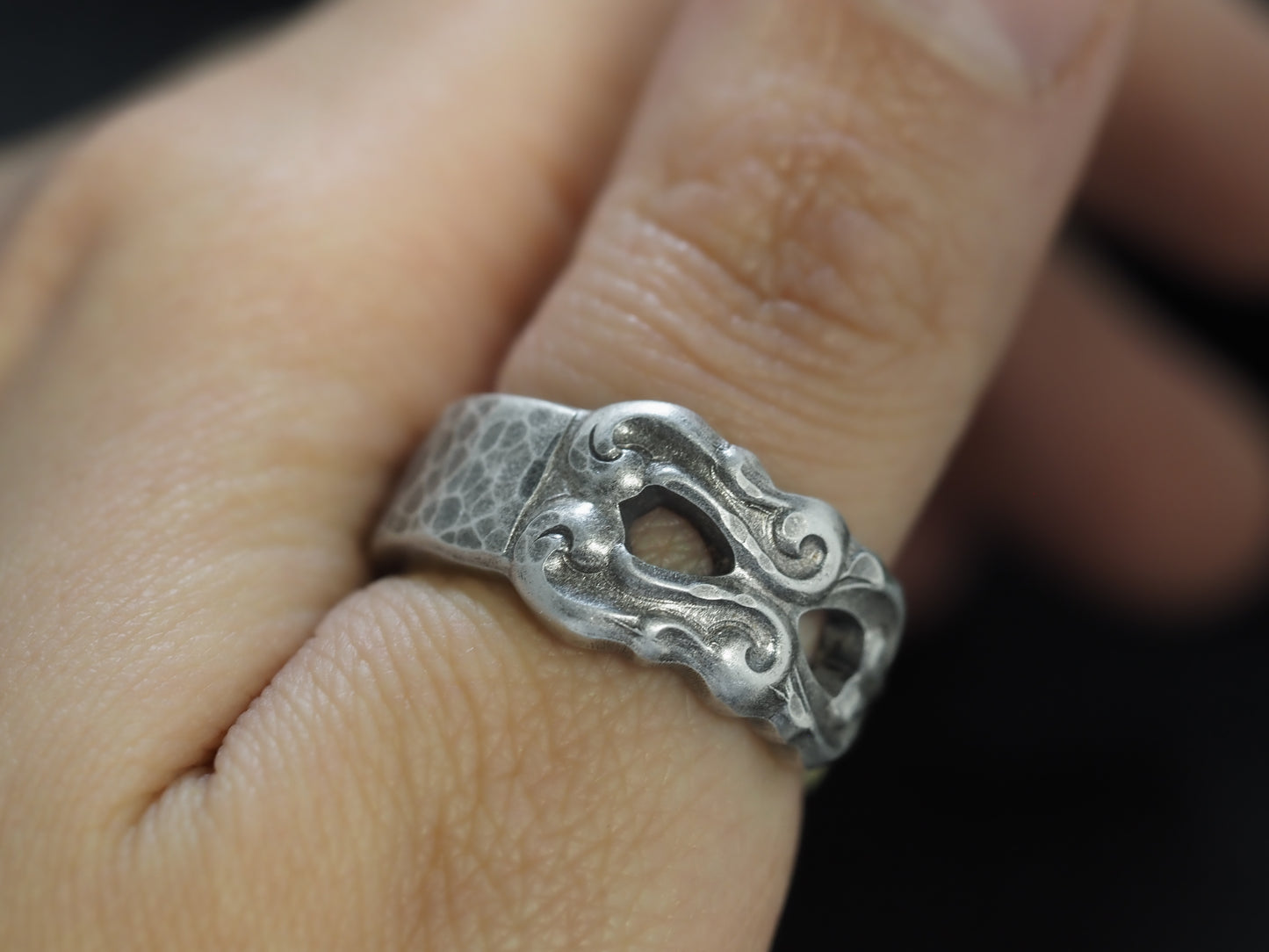 1969 Royal Empress Spoon Ring