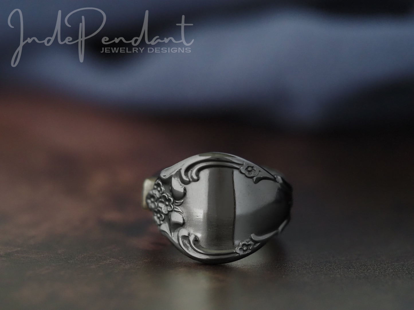 1960 Affection Spoon Ring