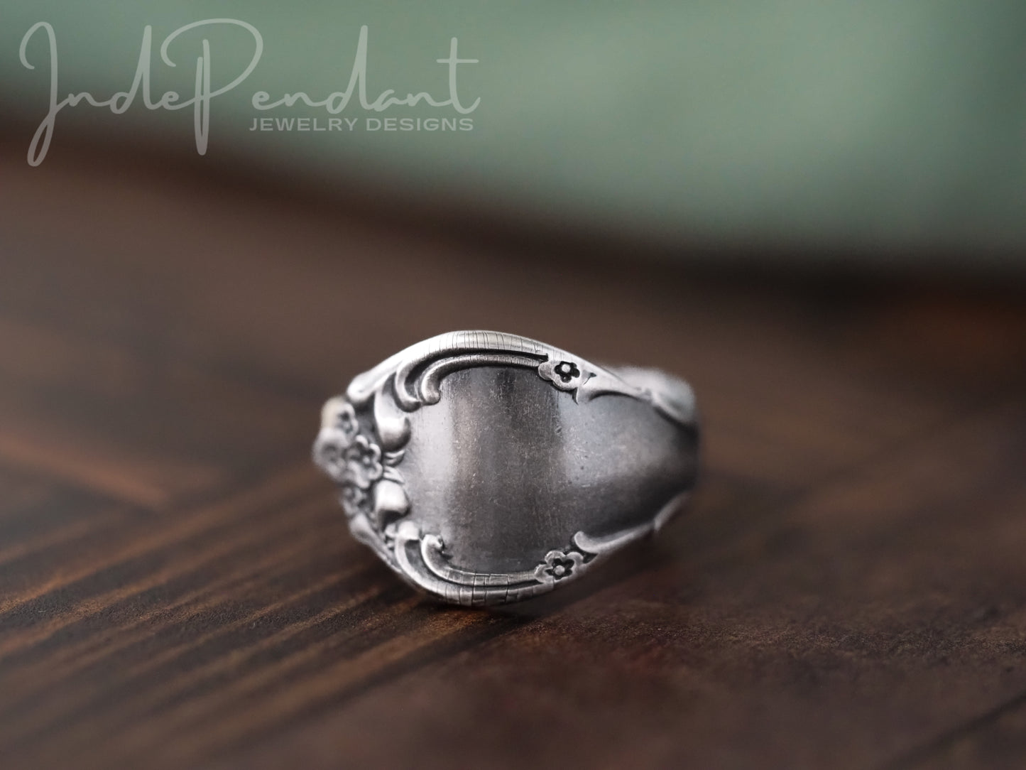 1960 Affection Spoon Ring