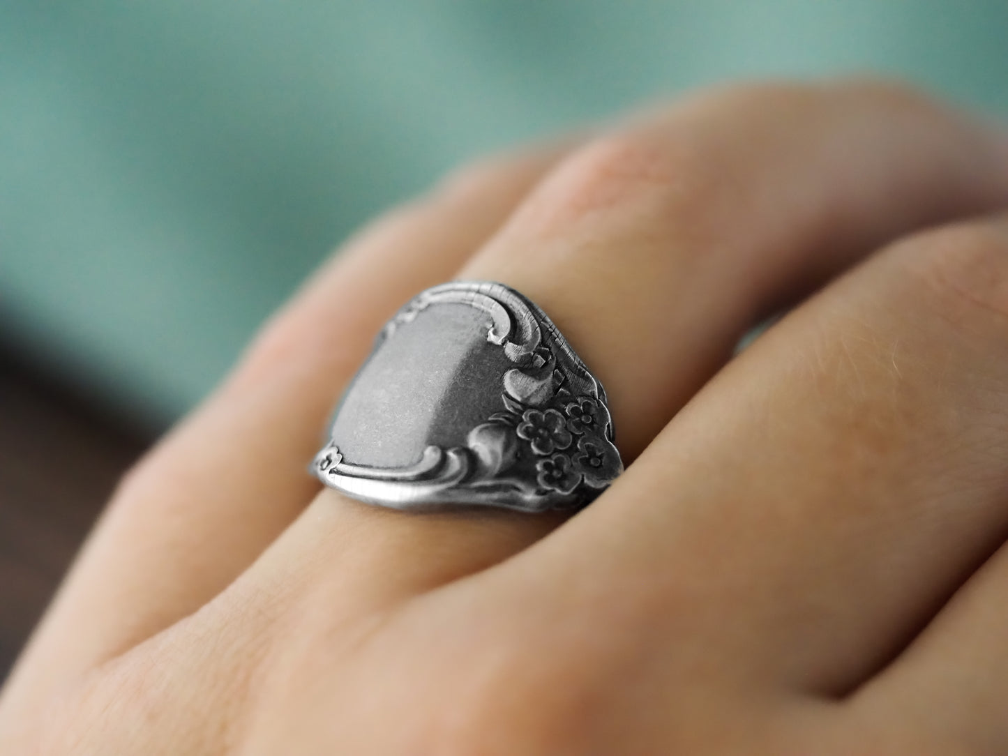 1960 Affection Spoon Ring