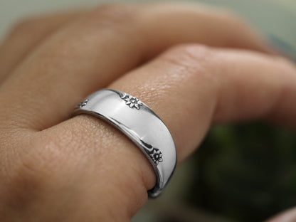 Dainty Forest Flower Spoon Ring